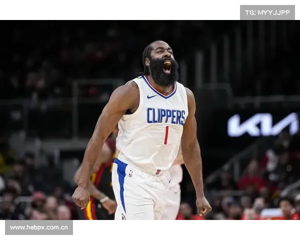 NBA惨烈一幕!25岁悍将右脚踝开放性骨折,球员抱头不敢靠近 NBA惨烈一幕!25岁悍将右脚踝开放性骨折,球员抱头不敢靠近